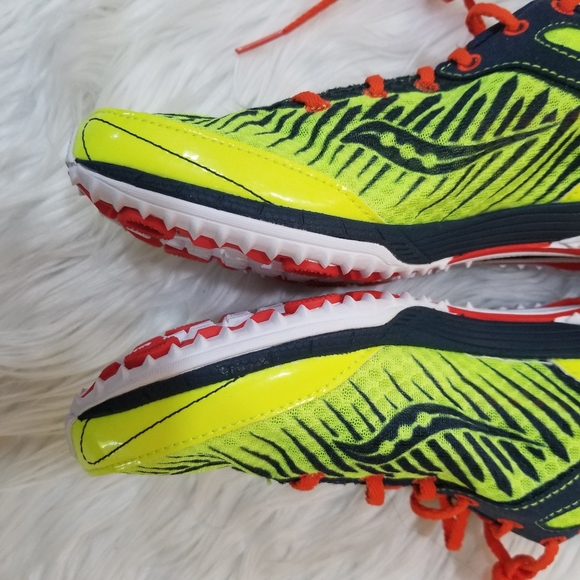 SAUCONY New!! Men Athletic Racing Shoes Size 8. - Picture 10 of 14